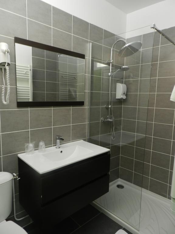 Le C Gourmand Hotel Sees Room photo